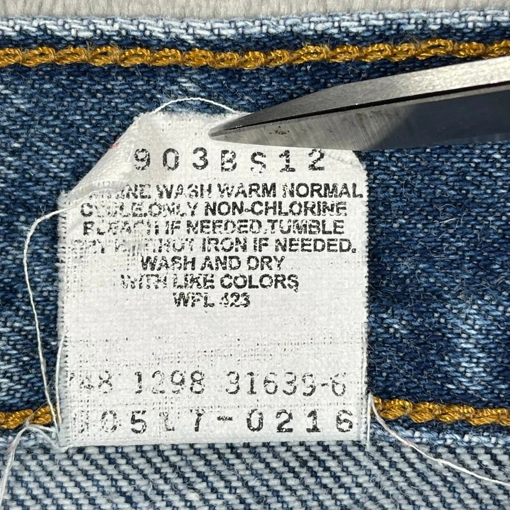 90's Levi's 517 Boot Cut Jeans Mens 32x32 Blue Medium Wash Denim 0216 Vintage